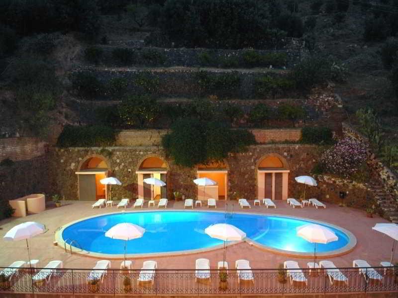 Hotel Isola Bella 3*